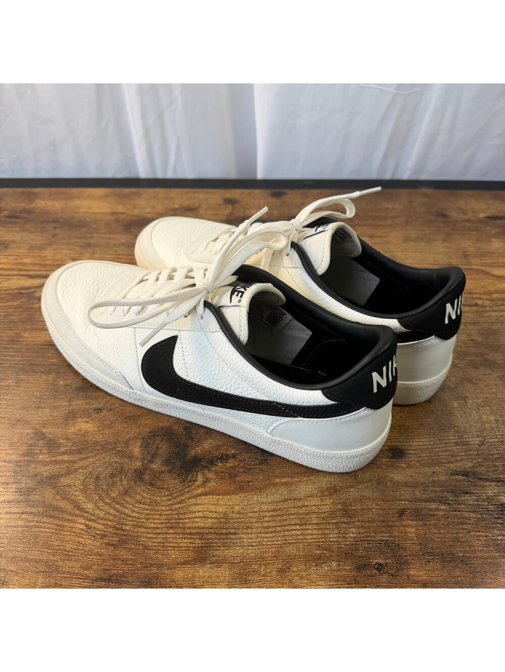 Nike Tennis Classic CS White Black Leather Sneakers Men's Size 11 HQ1657-103